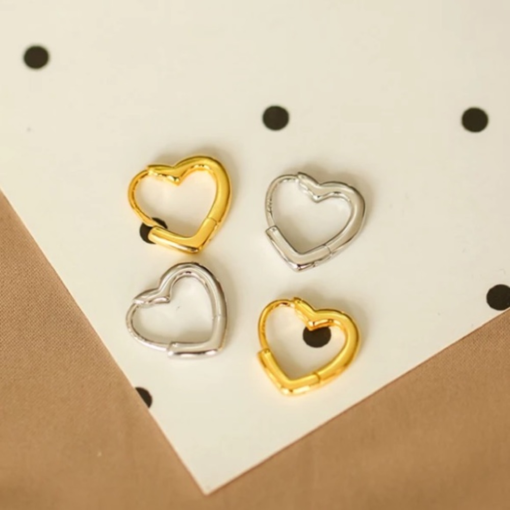 🤍Insta earrings cute heart earrings sterling silver earrings - Picture 5 of 6